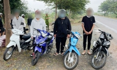 Tạm giữ 17 xe máy 