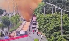 Clip: Ống nước ngầm vỡ tung, dòng chất lỏng vàng nhuộm vàng cả một góc trời