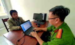 Bắt khẩn cấp tài xế xe tải gây tai nạn khiến 2 người thương vong rồi bỏ trốn