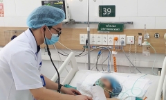 Diễn biến đáng sợ vụ cô gái dùng thuốc giảm cân khiến cơ thể suy đa tạng, phải lọc máu thường xuyên