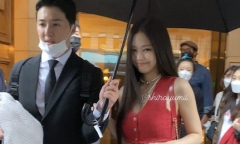 Tin tức giải trí mới nhất ngày 6/10: Jennie BLACKPINK xuất hiện tại Paris Fashion Week, thần thái đầy thu hút