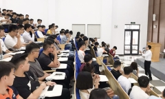 Từ "kiểm soát đầu vào " đến "giám sát chất lượng, hiệu quả đầu ra ": Bước chuyển mới trong quản lý giáo dục đại học