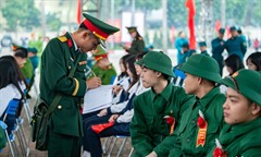 Bộ Quốc phòng trả lời về tạm hoãn gọi nhập ngũ khi đang học đại học liên thông chính quy sau khi đã tốt nghiệp trung cấp