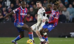 Man Utd đánh rơi chiến thắng ở phút bù giờ trong trận đấu với Crystal Palace