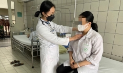 Kỳ tích: Mẹ sinh con khỏe mạnh dù mắc ung thư, có khối u lớn ở tuyến thượng thận