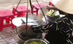 Vụ người bán hàng nghi đổ thức ăn thừa vào nồi để bán lại: Nữ chủ quán bỏ chạy khi bị kiểm tra