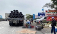 Va chạm với xe đầu kéo, nữ sinh cấp 2 ở Hải Dương chết thảm
