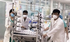 Nam sinh lớp 8 bị viêm tụy cấp, nằm viện điều trị hơn 5 tháng
