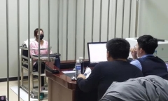Bạn gái đi ngủ cũng không chịu tẩy trang, người đàn ông “ngã ngửa” khi biết sự thật