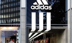 Điều gì dẫn tới việc Adidas lần đầu tiên báo lỗ sau 30 năm?
