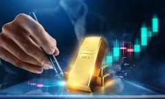 Giá vàng thế giới tăng mạnh lên mức kỷ lục mới