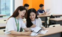 Tuyển sinh 2026: Nhiều đại học đổi mới tổ hợp, học sinh gấp rút đổi “chiến thuật”