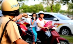 Những điều CSGT không được làm khi dừng xe