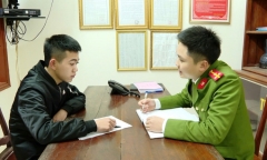 Vụ vác hung khí vào sân bóng, bắt 