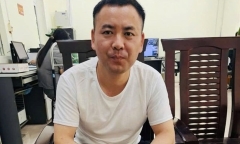 Đối tượng truy nã Phạm Văn Nhất ra đầu thú