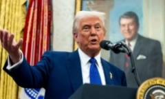 Ông Trump thẳng tay