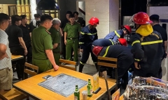 Giải cứu thành công 9 người kẹt trong thang máy ở TP.HCM