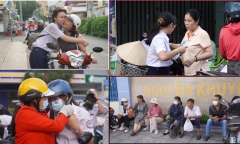 Phụ huynh nghỉ làm, ôm động viên con trước giờ thi lớp 10 tại TP.HCM