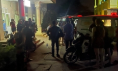 Sau bữa cơm tối, người mẹ phát hiện 2 con nhỏ đuối nước dưới ao cá 