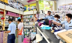 Phát hiện gần 500 sản phẩm phụ kiện điện thoại di động nhập lậu