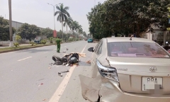 Tin tức tai nạn giao thông mới nhất ngày 17/4: Đâm vào xe ô tô đang dừng đỗ, 1 người chết