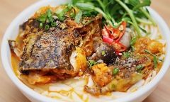Bánh canh cá lóc Huế có gì đặc biệt khiến ai đã ăn đều nhớ mãi