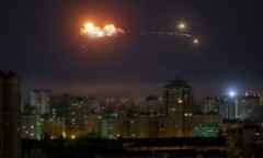 Thủ đô Moscow lại bị Ukraine tập kích bằng UAV, Bộ Quốc phòng Nga ra tuyên bố 