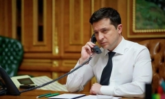 Ukraine ban bố lệnh tổng động viên 90 ngày, cấm nam giới từ 18-60 tuổi rời đất nước