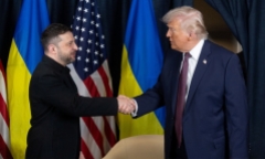 Ông Trump bất ngờ