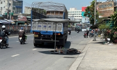 Tin tức tai nạn giao thông mới nhất ngày 4/4: Va chạm xe đầu kéo, người phụ nữ tử vong