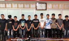 Triệu tập 11 thiếu niên ngổ ngáo cầm hung khí, phóng xe, quay TikTok 