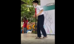 Clip nam sinh biểu diễn nhảy ngẫu hứng thu về hàng triệu lượt xem, dân mạng