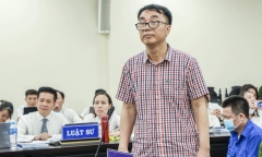 Cựu Cục phó Trần Hùng bị đề nghị 9-10 năm tù
