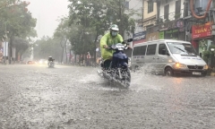 Dự báo thời tiết ngày 26/8: Tin lũ khẩn cấp và cảnh báo mưa lớn cục bộ ở Bắc Bộ, Thanh Hóa