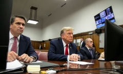 Ông Donald Trump bị xét xử hình sự