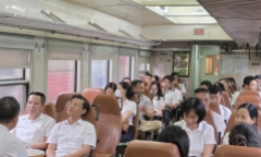 Cận cảnh chuyến tàu đầu tiên đưa đón cán bộ, viên chức Hải Phòng đi làm