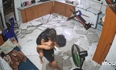 Trần nhà bất ngờ đổ sập, phản ứng của bé trai 12 tuổi nhận 