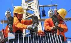 Tiêu thụ điện lập kỷ lục mới, EVN huy động toàn bộ nhà máy nhiệt điện than