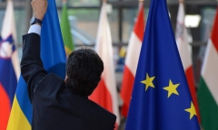 Tin tức Ukraine mới nhất ngày 16/5: Ukraine đẩy Nga ra khỏi mặt trận nóng nhất