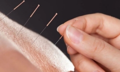 Trung Quốc: Người đàn ông phải cắt một chân sau khi đi châm cứu