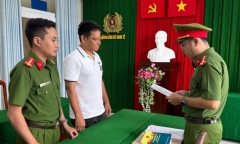 Khởi tố người đàn ông bán 1.571 sản phẩm giả mạo nhiều thương hiệu nổi tiếng