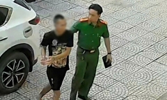 Đối tượng đâm người vì mâu thuẫn trong việc xưng hô ra đầu thú