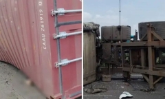 Thùng container bất ngờ rơi khỏi xe, 3 thanh niên đi xe máy bị đè trúng tử vong ở Ấn Độ