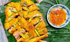 Bật mí cách làm gà ủ muối hoa tiêu thơm ngon, lạ miệng cho gia đình