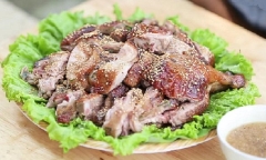 Bật mí công thức tẩm ướp vịt cực đơn giản, nướng xong vàng ruộm thơm ngon hết nấc