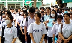 Hơn 300 thí sinh vắng mặt trong ngày làm thủ tục thi vào lớp 10 tại TP.HCM