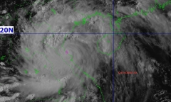Trường học ở Nghệ An, Hà Tĩnh nỗ lực khắc phục hậu quả bão số 5, đón học sinh tựu trường