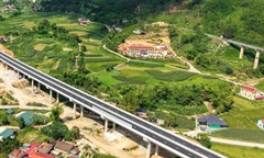 Phó Thủ tướng đôn đốc tiến độ các dự án đường bộ cao tốc Hữu Nghị - Chi Lăng và Đồng Đăng - Trà Lĩnh