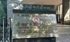 Xôn xao thông tin 