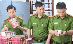 Phó Thủ tướng Lê Thành Long chỉ đạo xử lý vấn đề thuốc chữa bệnh giả